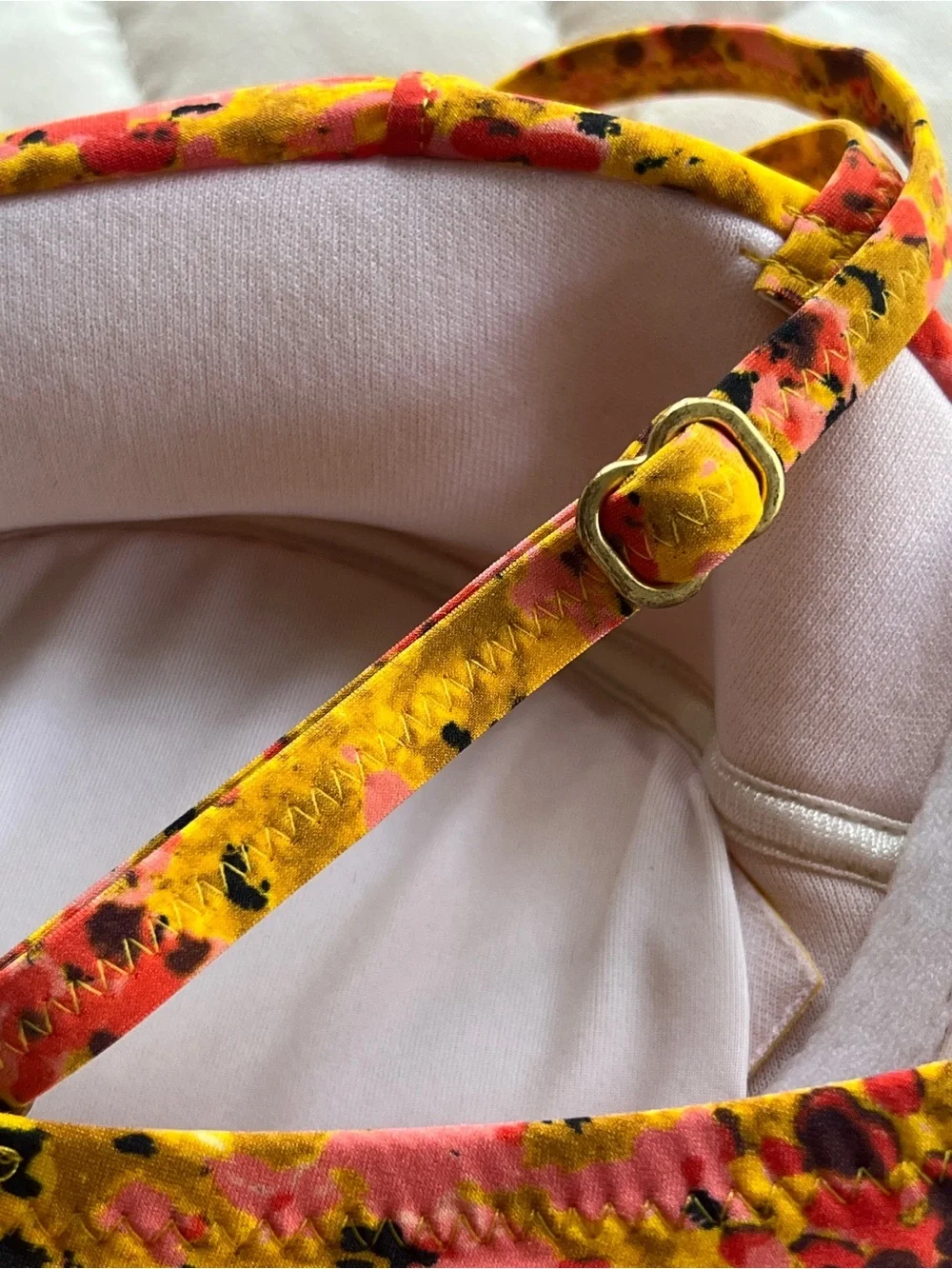 Lands End 10 medium mustard yellow gold dainty preppy floral bikini swimsuit top